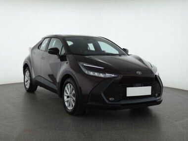 Fioletowy Używany 2024 Toyota C-HR SUV | 114 999 zł (Uczciwa cena) - Obraz 1/4