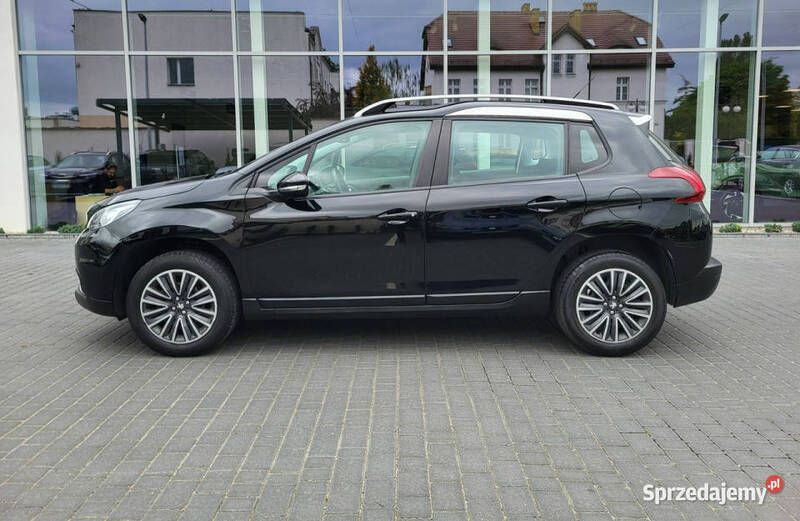 Czarny Używany 2019 Peugeot 2008 SUV | 46 900 zł (Super Cena) - Obraz 1/4