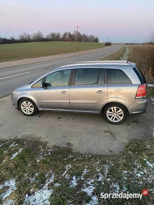 Używany Opel Zafira 2006 Szary Minivan