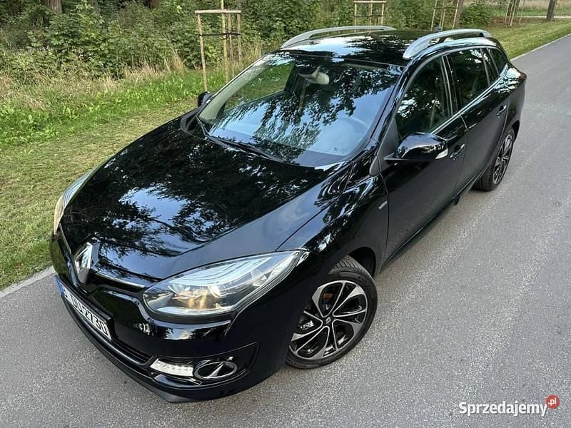 Czarny Używany 2014 Renault Mégane III Bose Edition Kombi | 27 900 zł (Uczciwa cena) - Obraz 1/4