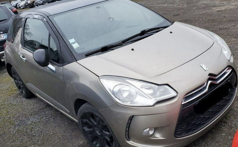 Czarny Używany 2010 Citroën DS3 Hatchback | 10 999 zł - Obraz 1/4