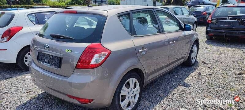 Używany 2010 Kia Ceed 2 | 12 500 zł (Super Cena) - Obraz 1/4