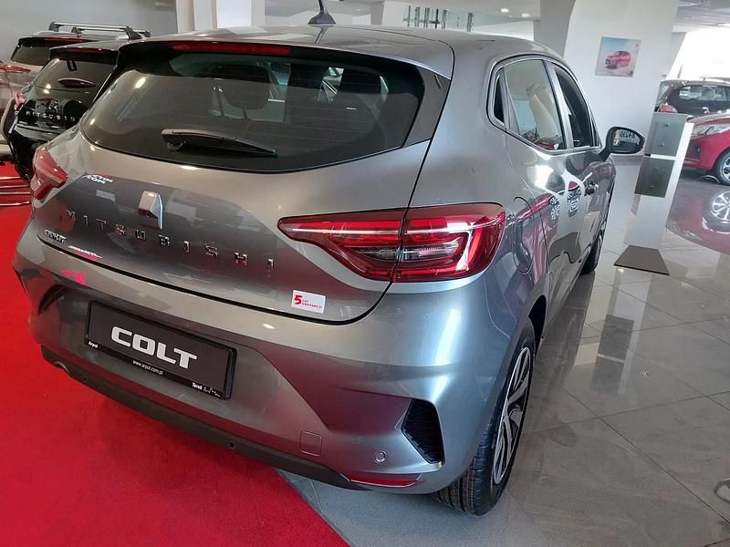 Używany Mitsubishi Colt 2024 Szary