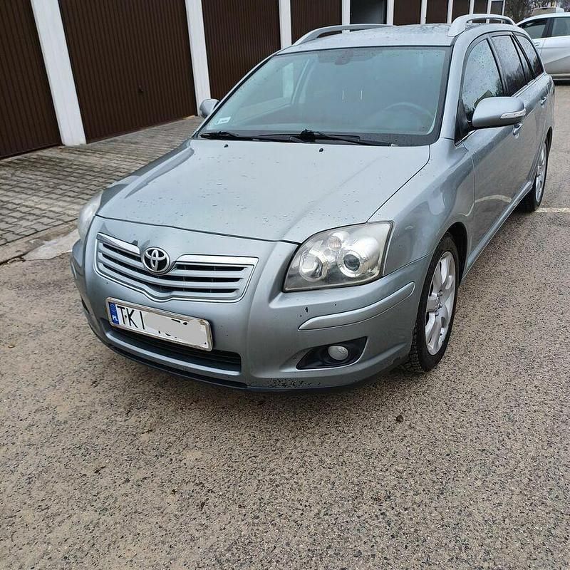 Używany Toyota Avensis 126 KM (92 kW) 2007 Szary Kombi
