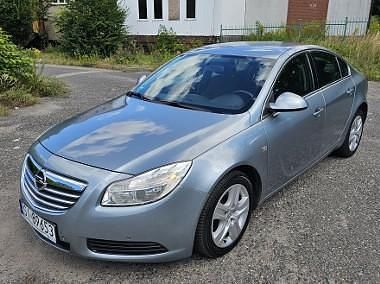 Szary Używany 2010 Opel Insignia Sedan/Limuzyna | 17 900 zł (Uczciwa cena) - Obraz 1/4