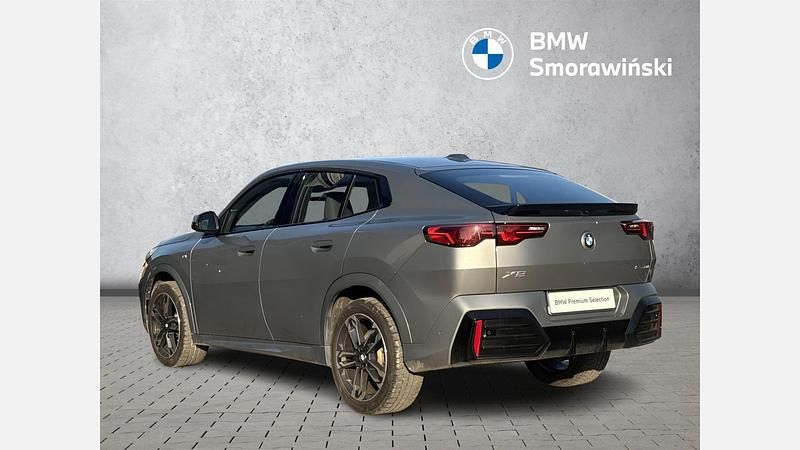 Używany BMW X2 Luxury Line 156 KM (114 kW) 2024 Szary skyscraper metalizowany SUV