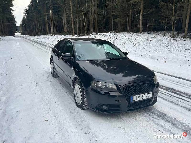 Czarny Używany 2005 Audi A3 Hatchback | 9800 zł (Uczciwa cena) - Obraz 1/4