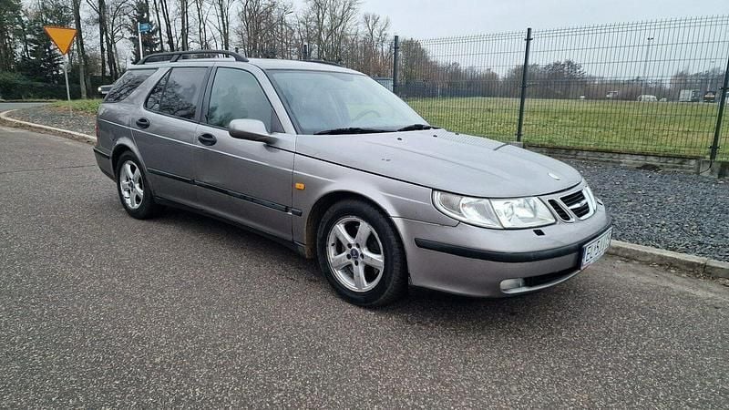 Używany Saab 9-5 185 KM (136 kW) 2002 Srebrny Kombi