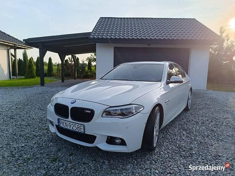 Używany BMW 550 M Performance 2014 Biały Sedan/Limuzyna