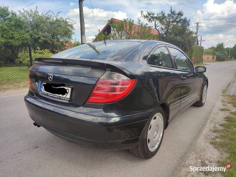 Używany Mercedes C180 143 KM (105 kW) 2003 Coupe
