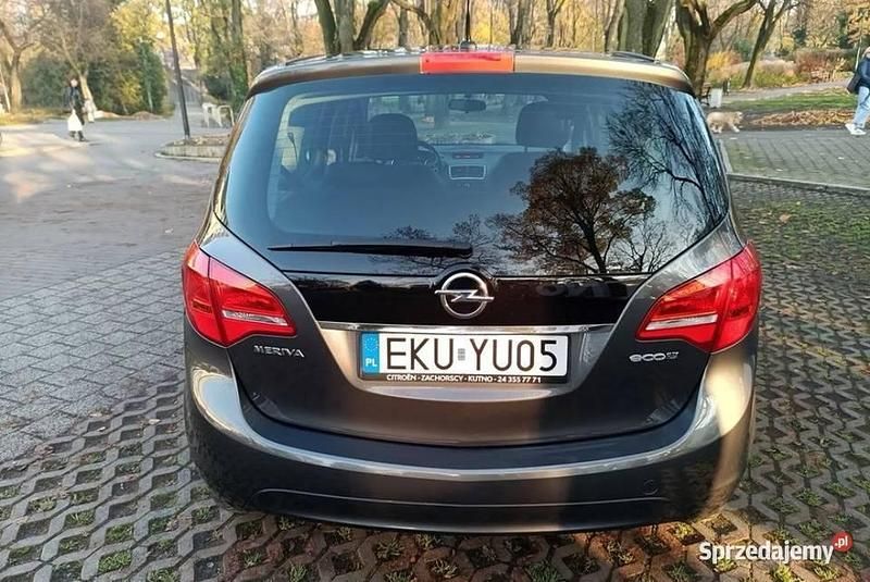 Używany Opel Meriva 2012 Szary Minivan