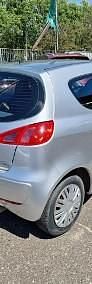 Używany Mitsubishi Colt 95 KM (69 kW) 2007 Srebrny Hatchback