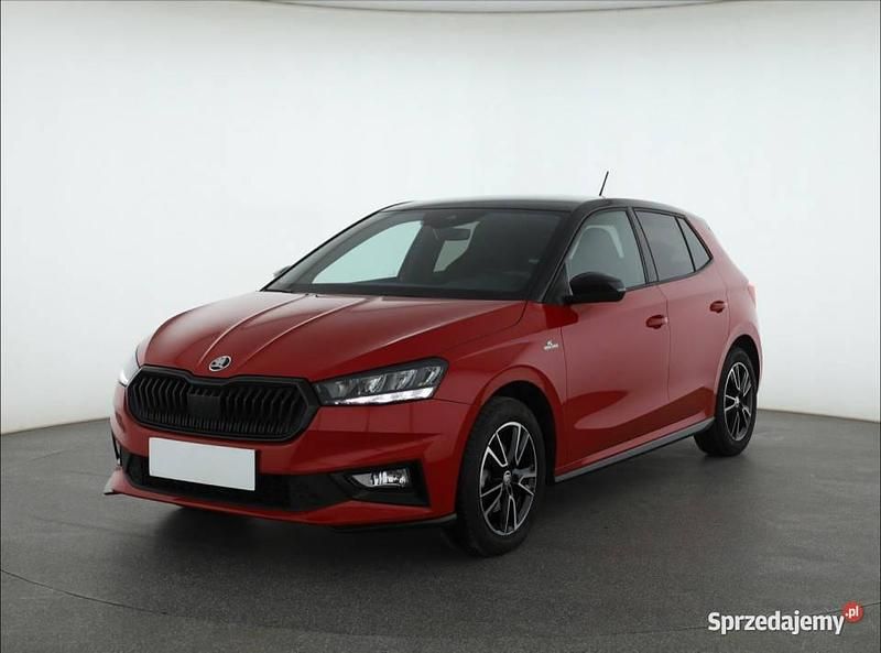 Używany Skoda Fabia 2024 Czerwony Hatchback