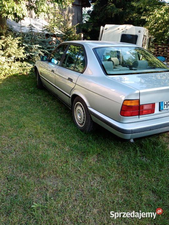 Używany BMW 525 1991 Srebrny Sedan/Limuzyna
