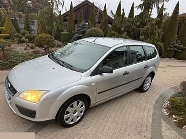 Srebrny Używany 2006 Ford Focus Fun X Kombi | 4300 zł (Dobra cena) - Obraz 1/4