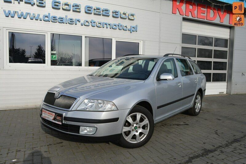 Srebrny (metalik) Używany 2007 Skoda Octavia Kombi | 14 500 zł (Uczciwa cena) - Obraz 1/4