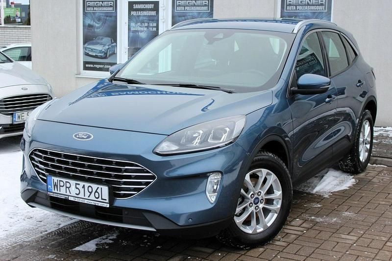 Używany Ford Kuga Titanium 150 KM (110 kW) 2023 Niebieski SUV