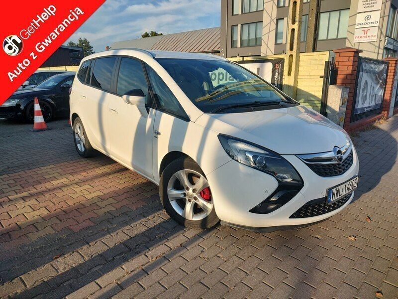 Biały Używany 2016 Opel Zafira Minivan | 31 900 zł (Uczciwa cena) - Obraz 1/4