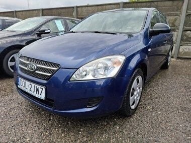 Używany 2009 Kia Ceed 2 Hatchback | 11 800 zł (Super Cena) - Obraz 1/2