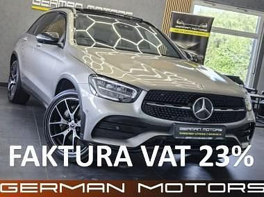 Szary Używany 2022 Mercedes GLC300e AMG SUV | 159 900 zł - Obraz 1/4