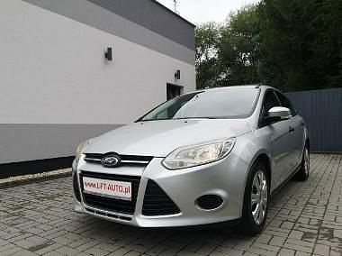Używany Ford Focus 115 KM (84 kW) 2014 Srebrny Hatchback