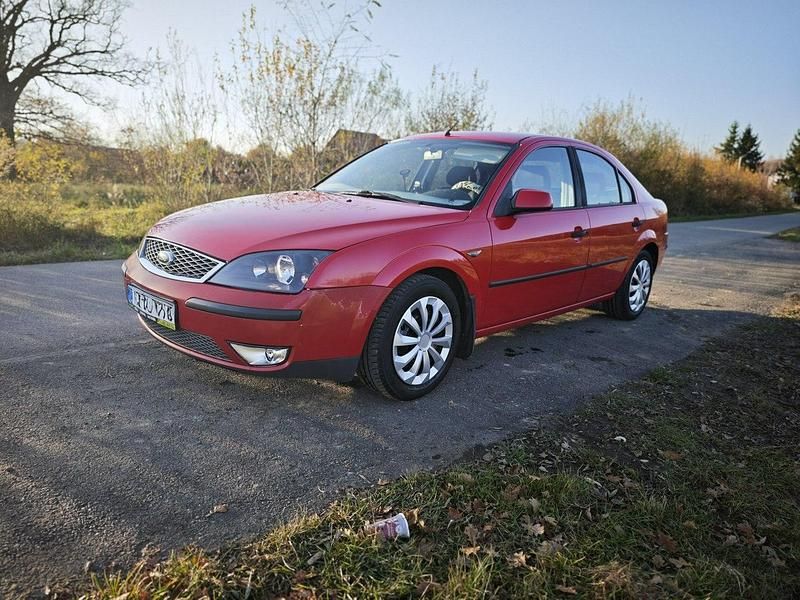 Czerwony Używany 2005 Ford Mondeo Hatchback | 3200 zł - Obraz 1/4