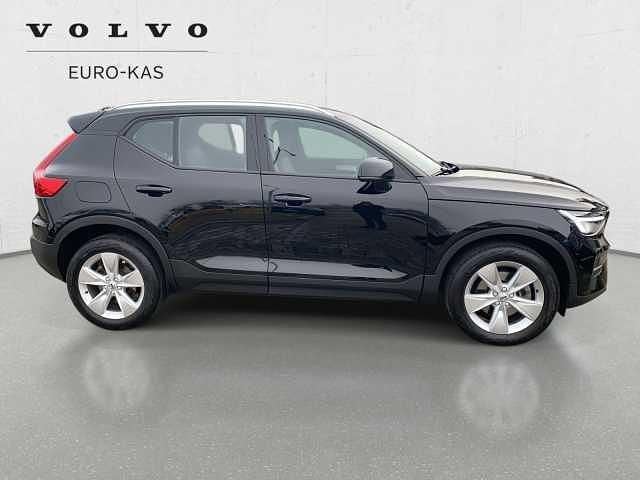 Używany Volvo XC40 197 KM (144 kW) 2023 Czarny SUV