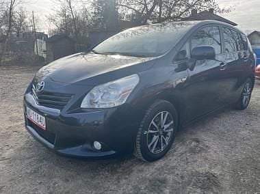 Niebieski Używany 2012 Toyota Verso Minivan | 37 900 zł (Uczciwa cena) - Obraz 1/4