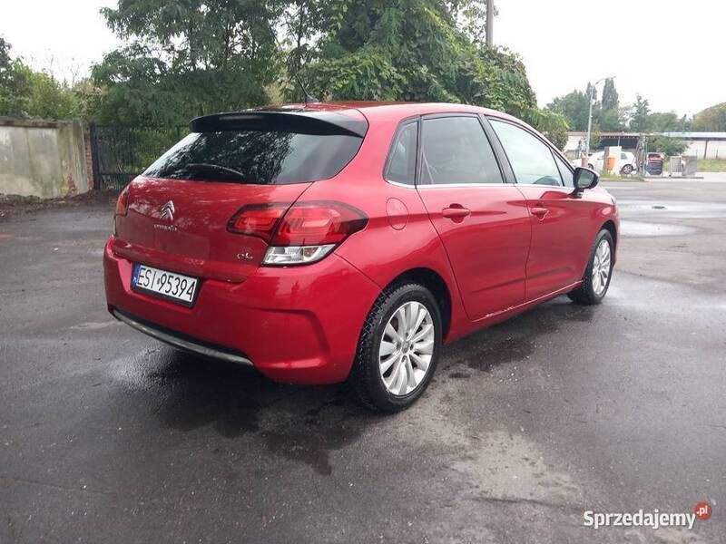 Używany Citroën C4 2015 Bordowy Hatchback