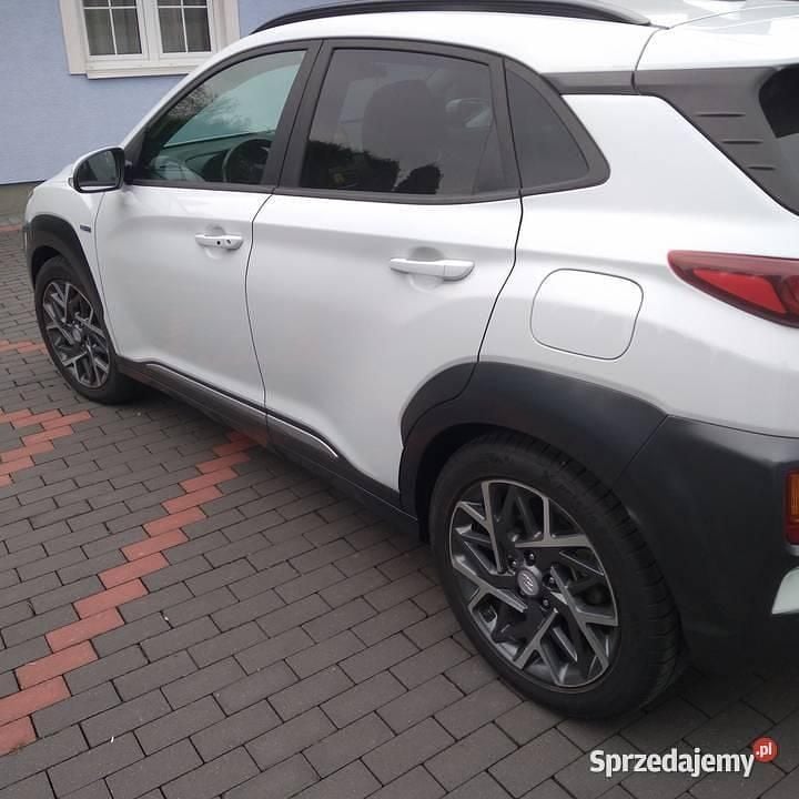 Biały Używany 2019 Hyundai Kona SUV | 56 000 zł (Dobra cena) - Obraz 1/4