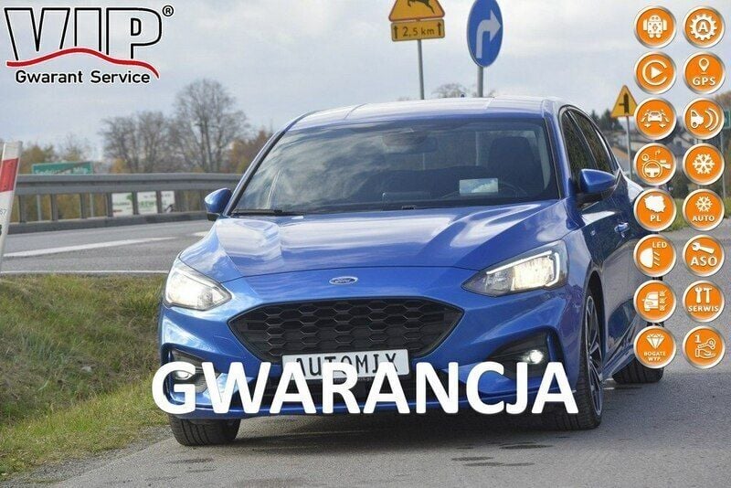 Niebieski Używany 2018 Ford Focus ST-Line Hatchback | 58 300 zł (Dość drogi) - Obraz 1/4
