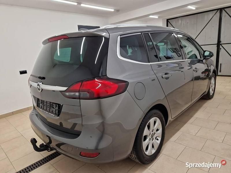 Używany 2018 Opel Zafira Minivan | 39 000 zł (Uczciwa cena) - Obraz 1/4