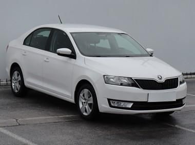 Używany Skoda Rapid 110 KM (80 kW) 2017 Biały Hatchback