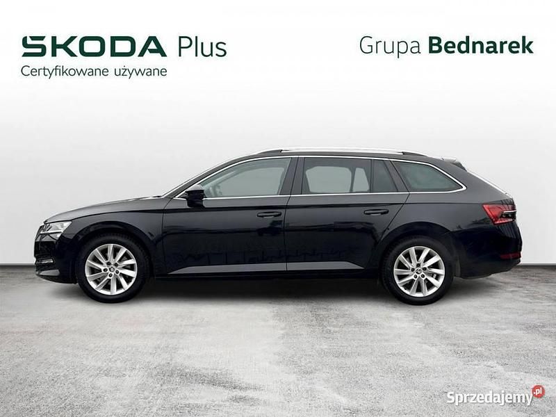 Czarny Używany 2022 Skoda Superb Kombi | 99 900 zł (Dość drogi) - Obraz 1/4