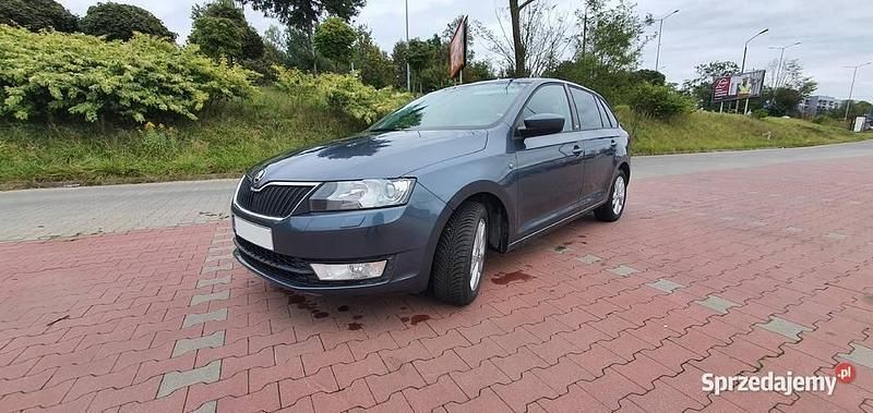 Szary Używany 2015 Skoda Rapid Hatchback | 26 999 zł (Uczciwa cena) - Obraz 1/4
