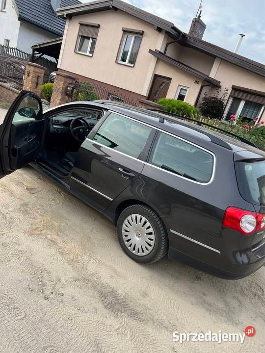 Używany 2009 VW Passat Kombi | 12 000 zł (Uczciwa cena) - Obraz 1/4