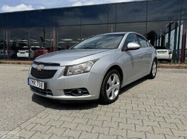 Szary Używany 2010 Chevrolet Cruze LT Sedan/Limuzyna | 23 900 zł (Dość drogi) - Obraz 1/4