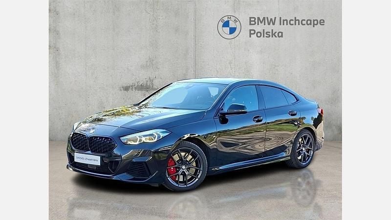 Czarny szafir metalizowany Używany 2022 BMW M235 M Performance Coupe | 164 900 zł (Dobra cena) - Obraz 1/3