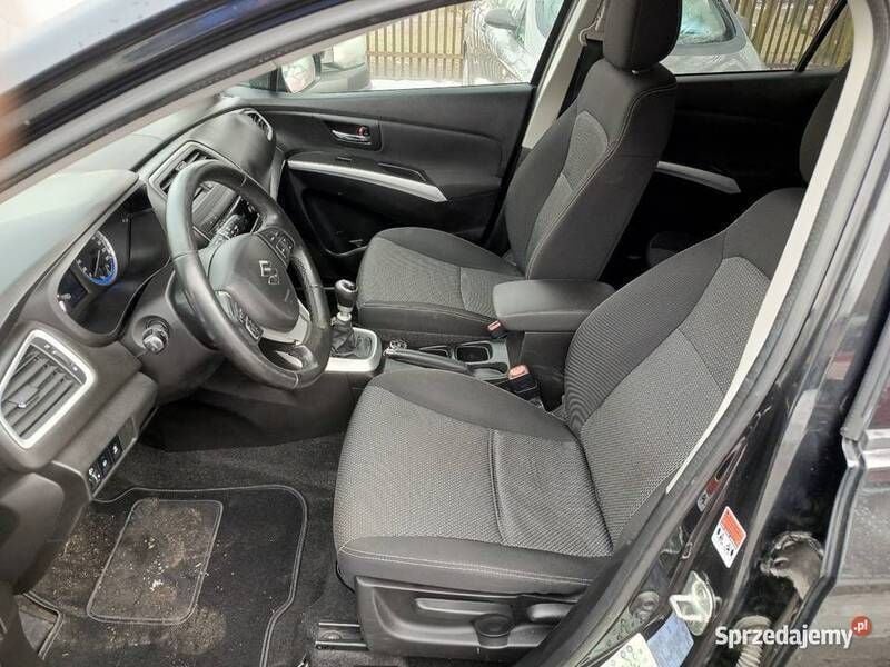 Używany Suzuki SX4 S-Cross 120 KM (88 kW) 2014 Czarny SUV