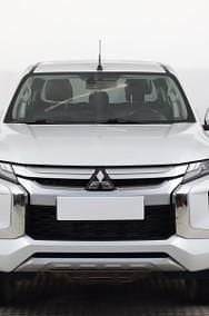 Używany Mitsubishi L200 150 KM (110 kW) 2021 Biały Pickup