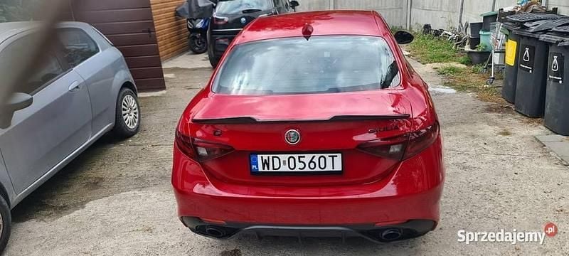 Używany Alfa Romeo Giulia 2022 Czerwony Sedan/Limuzyna
