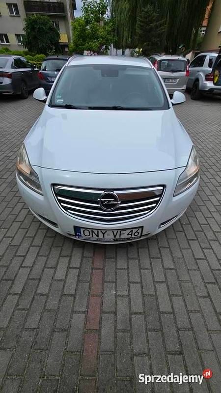 Używany 2010 Opel Insignia | 13 900 zł (Uczciwa cena) - Obraz 1/4