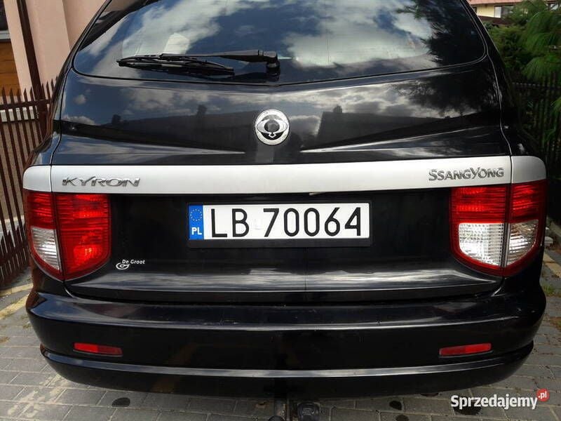 Czarny Używany 2008 Ssangyong (KGM) Kyron SUV | 18 000 zł - Obraz 1/4