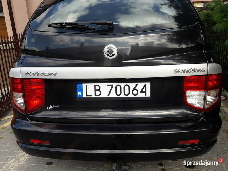 Czarny Używany 2008 Ssangyong Kyron SUV | 18 000 zł - Obraz 1/4