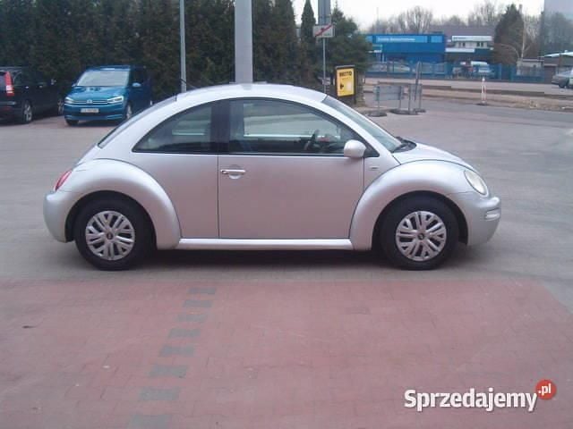 Używany VW New Beetle 2001 Srebrny Hatchback
