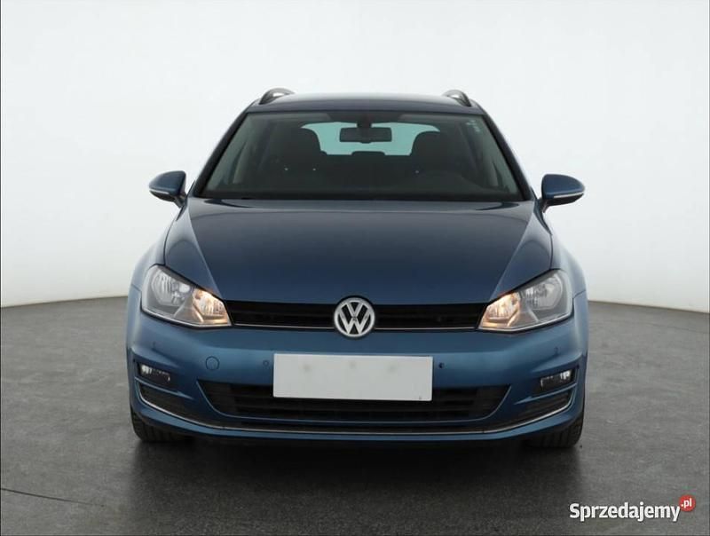 Niebieski Używany 2013 VW Golf VII Kombi | 32 899 zł (Uczciwa cena) - Obraz 1/4