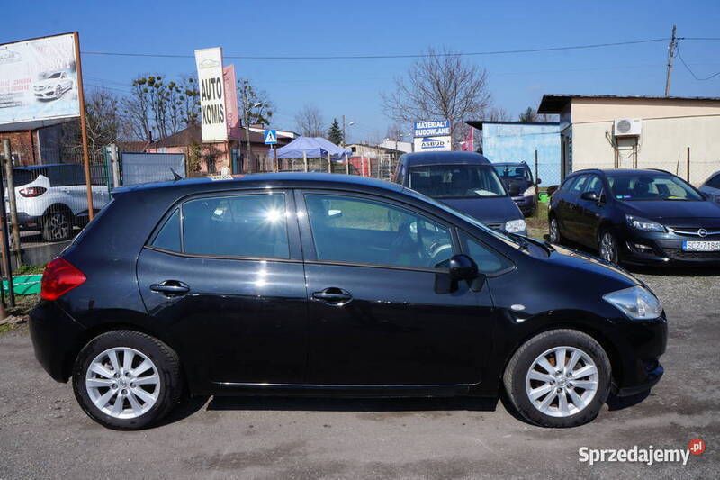Granatowy Używany 2007 Toyota Auris Hatchback | 19 900 zł (Uczciwa cena) - Obraz 1/4