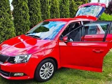 Czerwony Używany 2015 Skoda Fabia Hatchback | 27 500 zł (Uczciwa cena) - Obraz 1/4