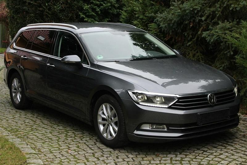 Używany VW Passat 150 KM (110 kW) 2016 Szary Kombi