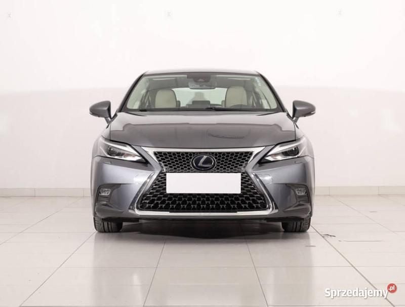 Szary Używany 2019 Lexus CT200h Hatchback | 81 999 zł (Uczciwa cena) - Obraz 1/4